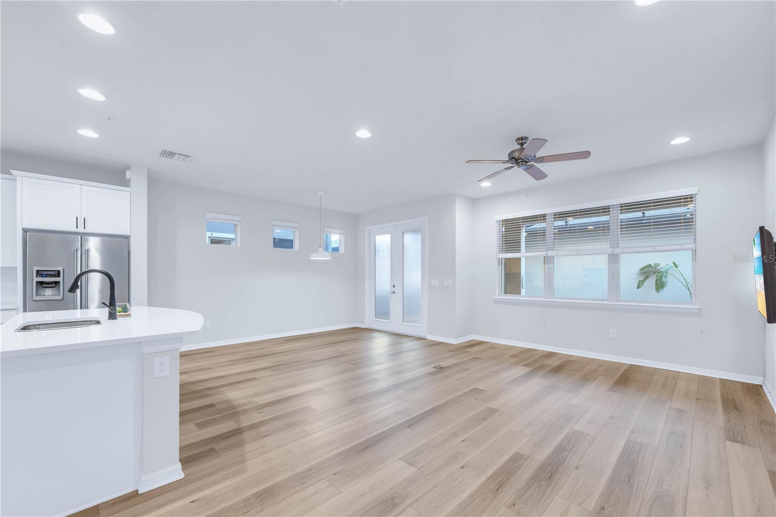 Image 9 of 44 For 7179 Spring Park Drive