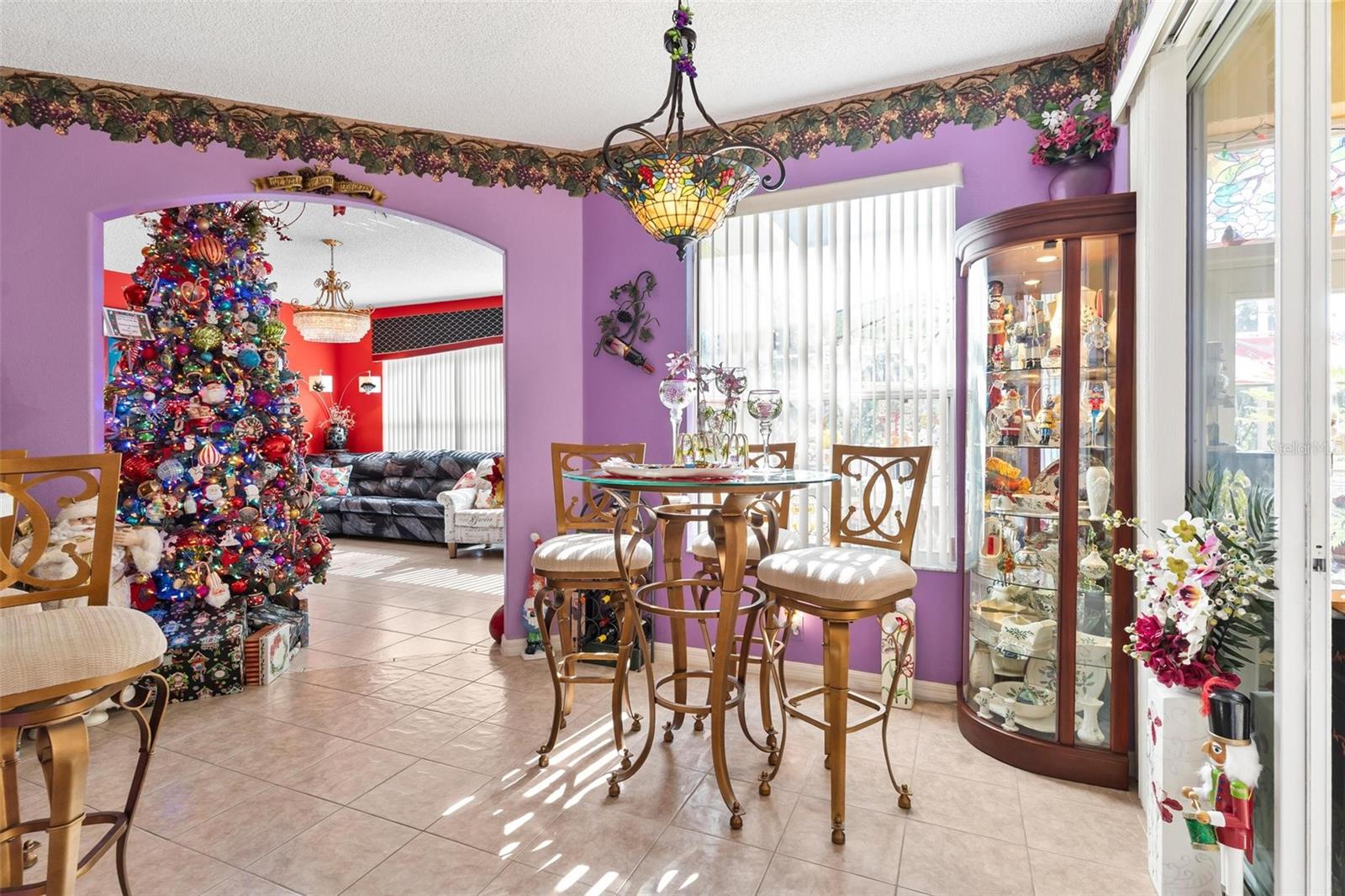 Image 23 of 52 For 818 Forest Breeze Path