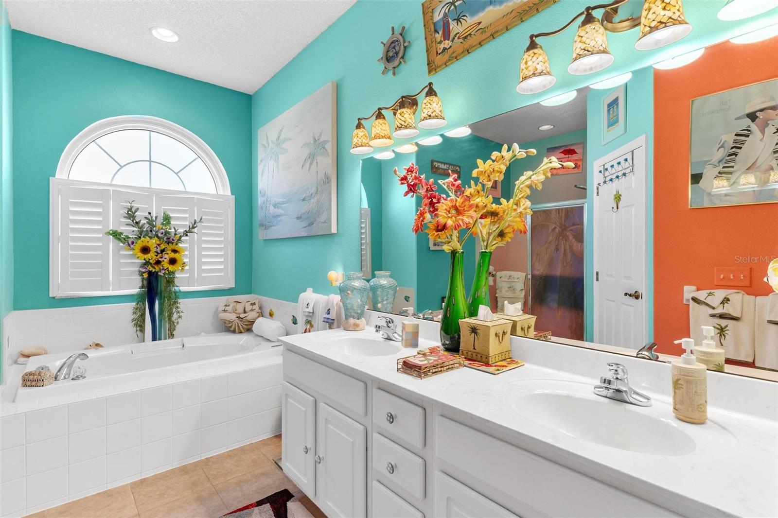 Image 31 of 52 For 818 Forest Breeze Path