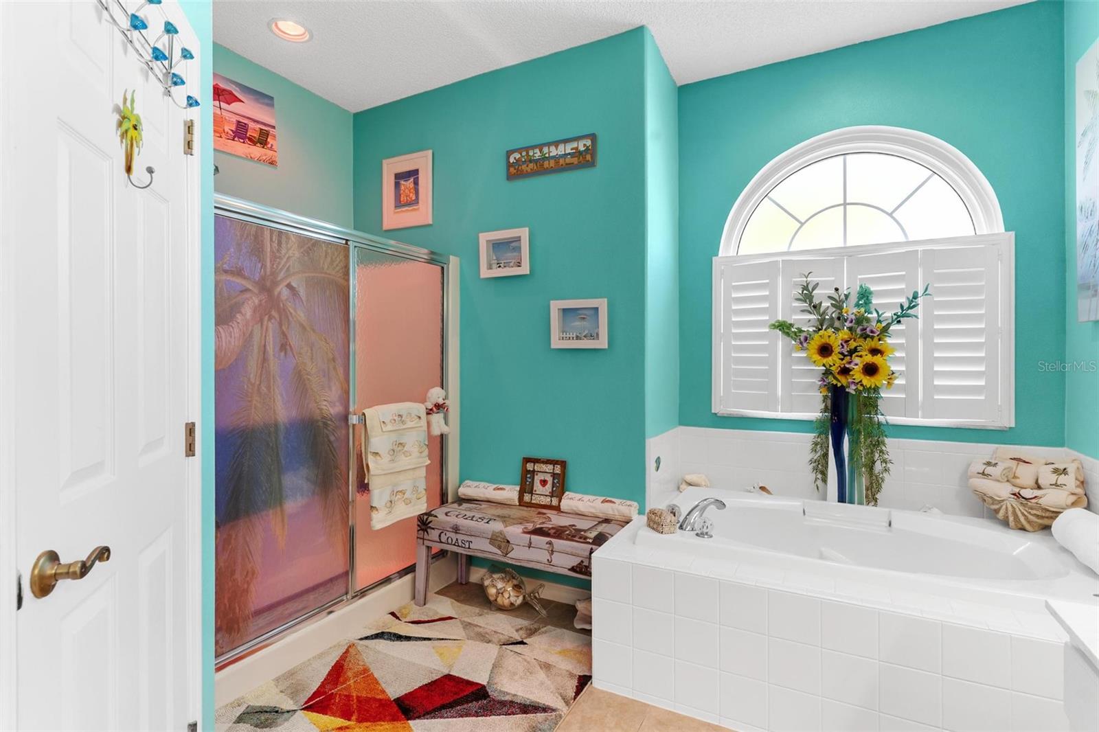 Image 32 of 52 For 818 Forest Breeze Path