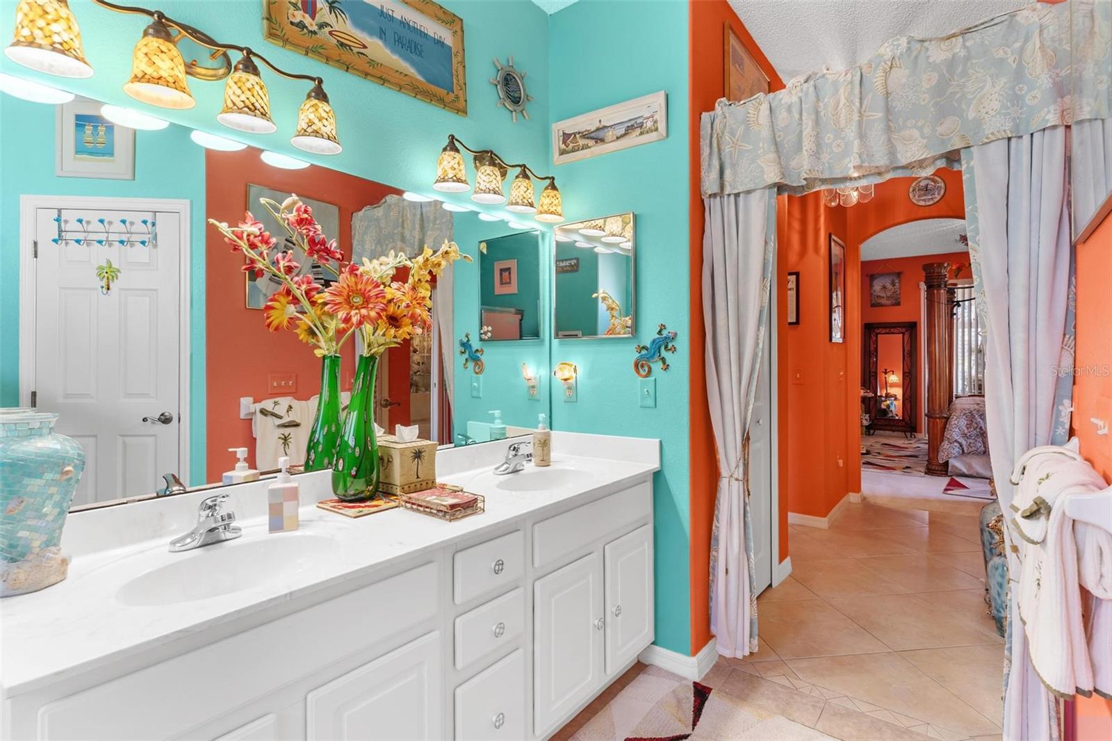 Image 33 of 52 For 818 Forest Breeze Path