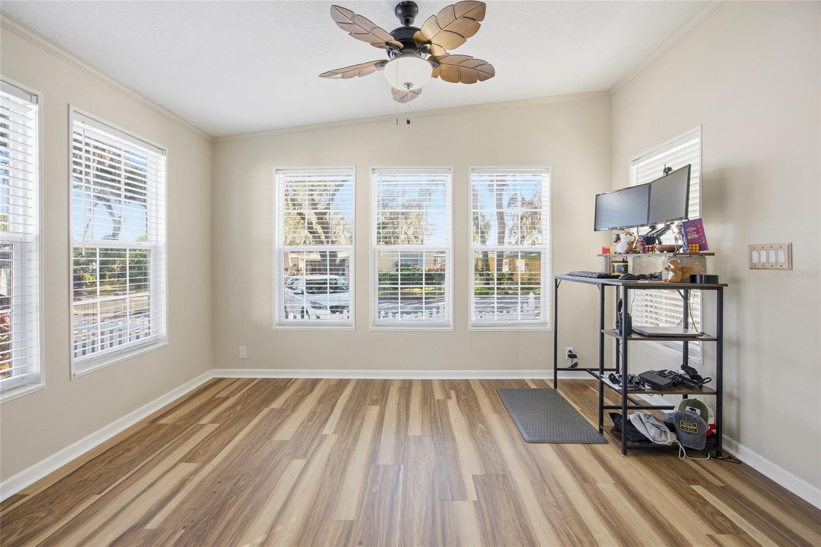 Image 6 of 33 For 3896 Picciola Road 532