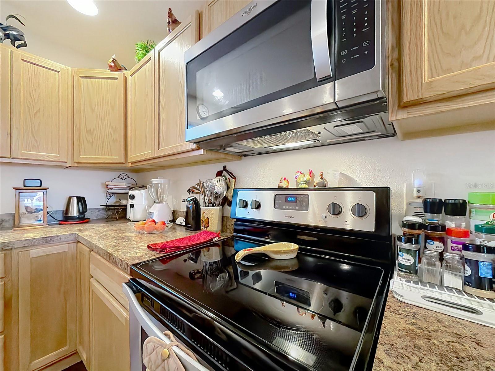 Image 14 of 56 For 3531 Thorne Path