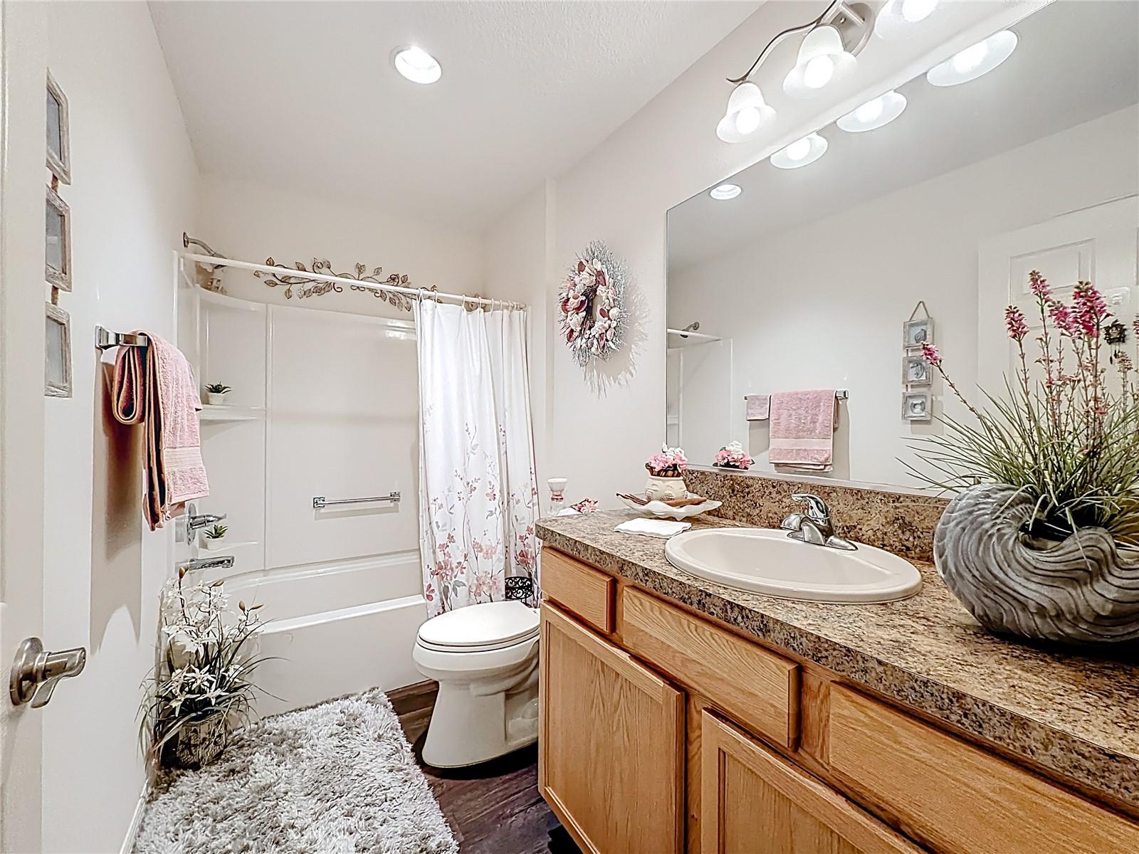 Image 29 of 56 For 3531 Thorne Path