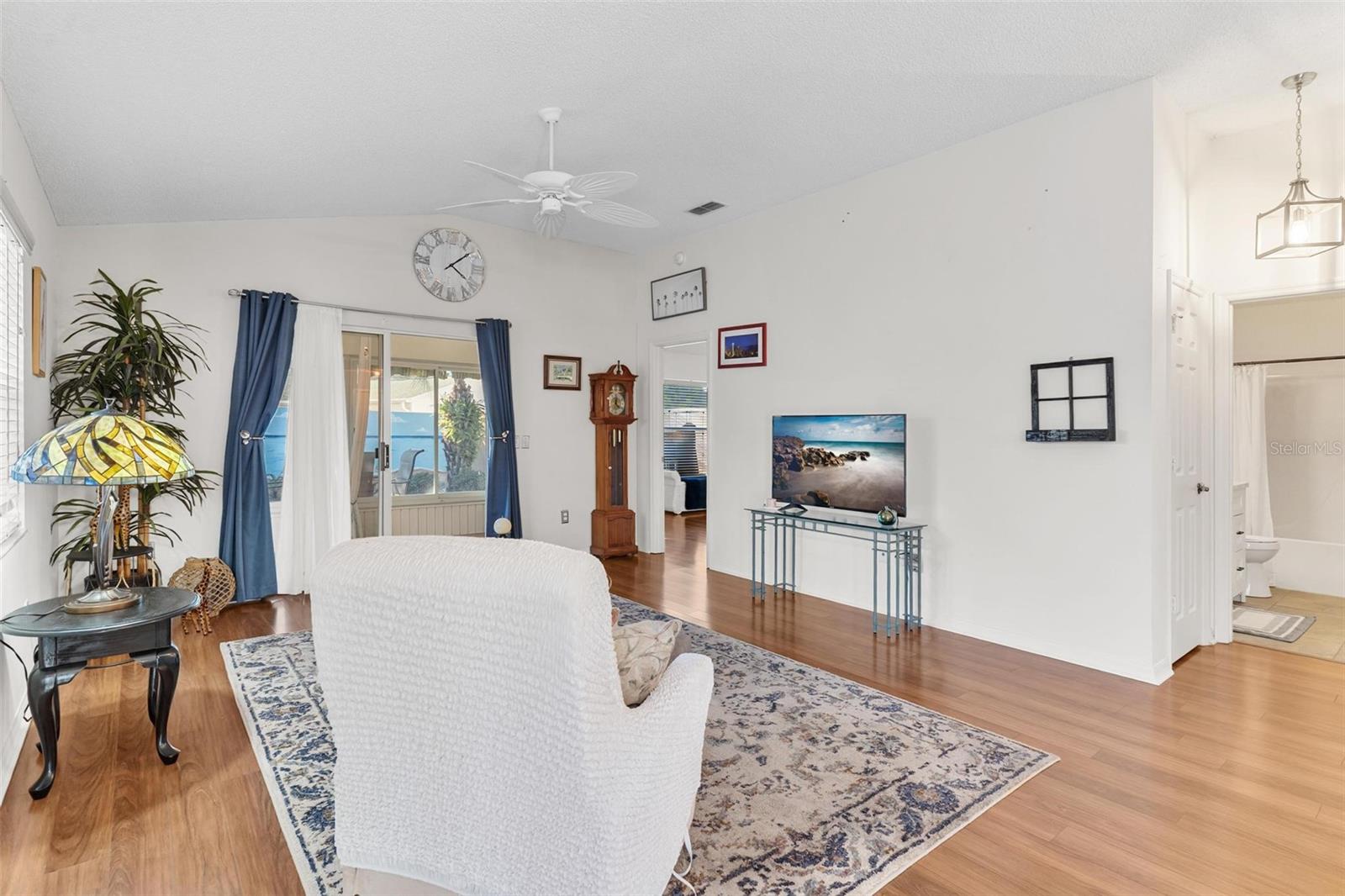 Image 21 of 49 For 870 Trevino Terrace