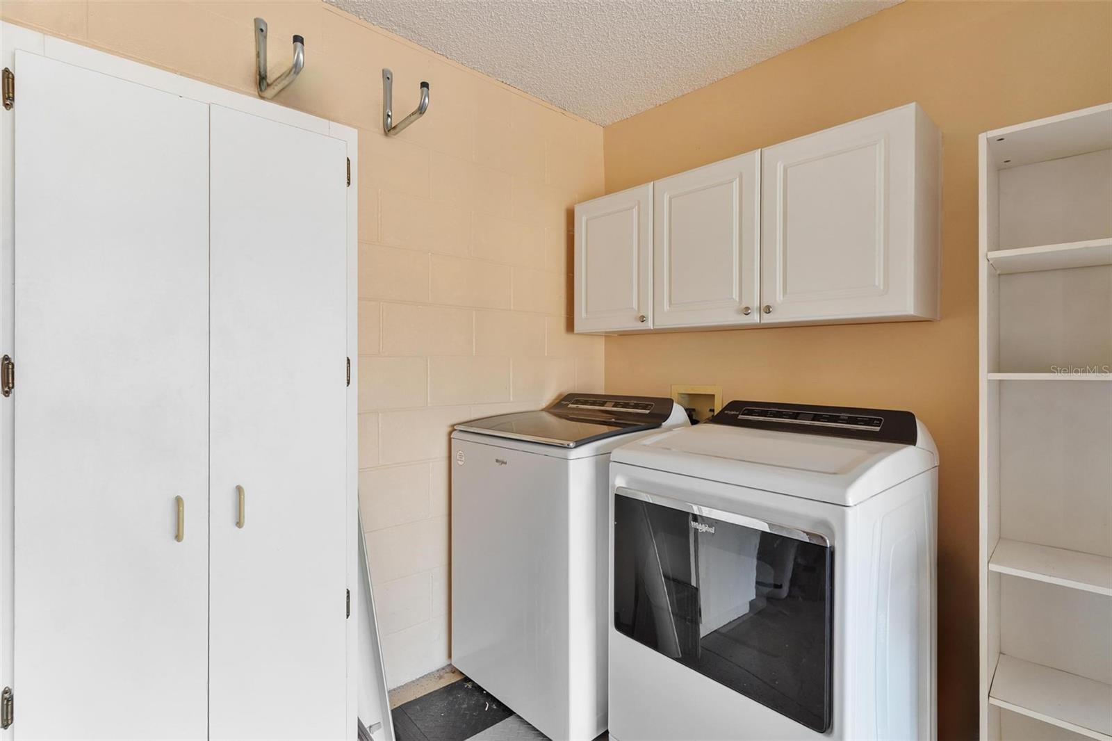 Image 40 of 49 For 870 Trevino Terrace