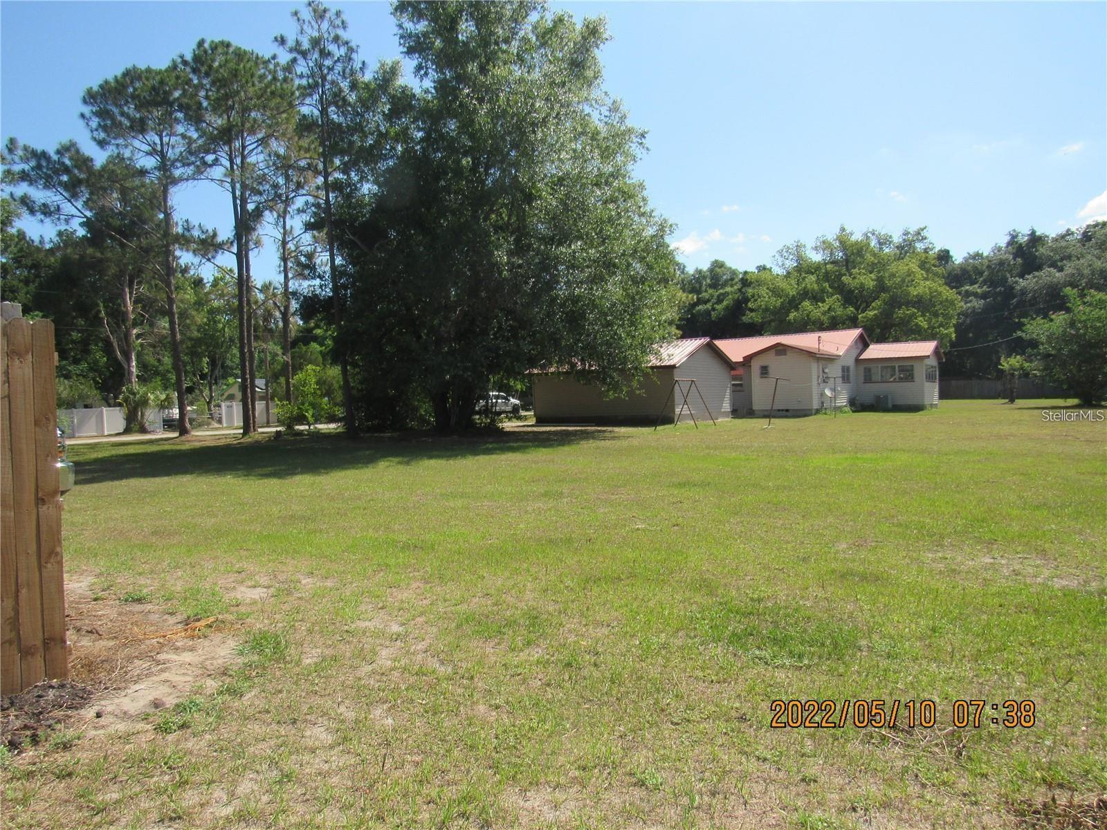 Image 12 of 13 For 722 Warfield Avenue 722