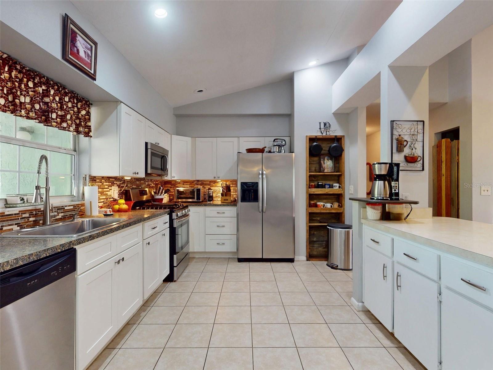 Image 18 of 100 For 3851 Thistlewood Way