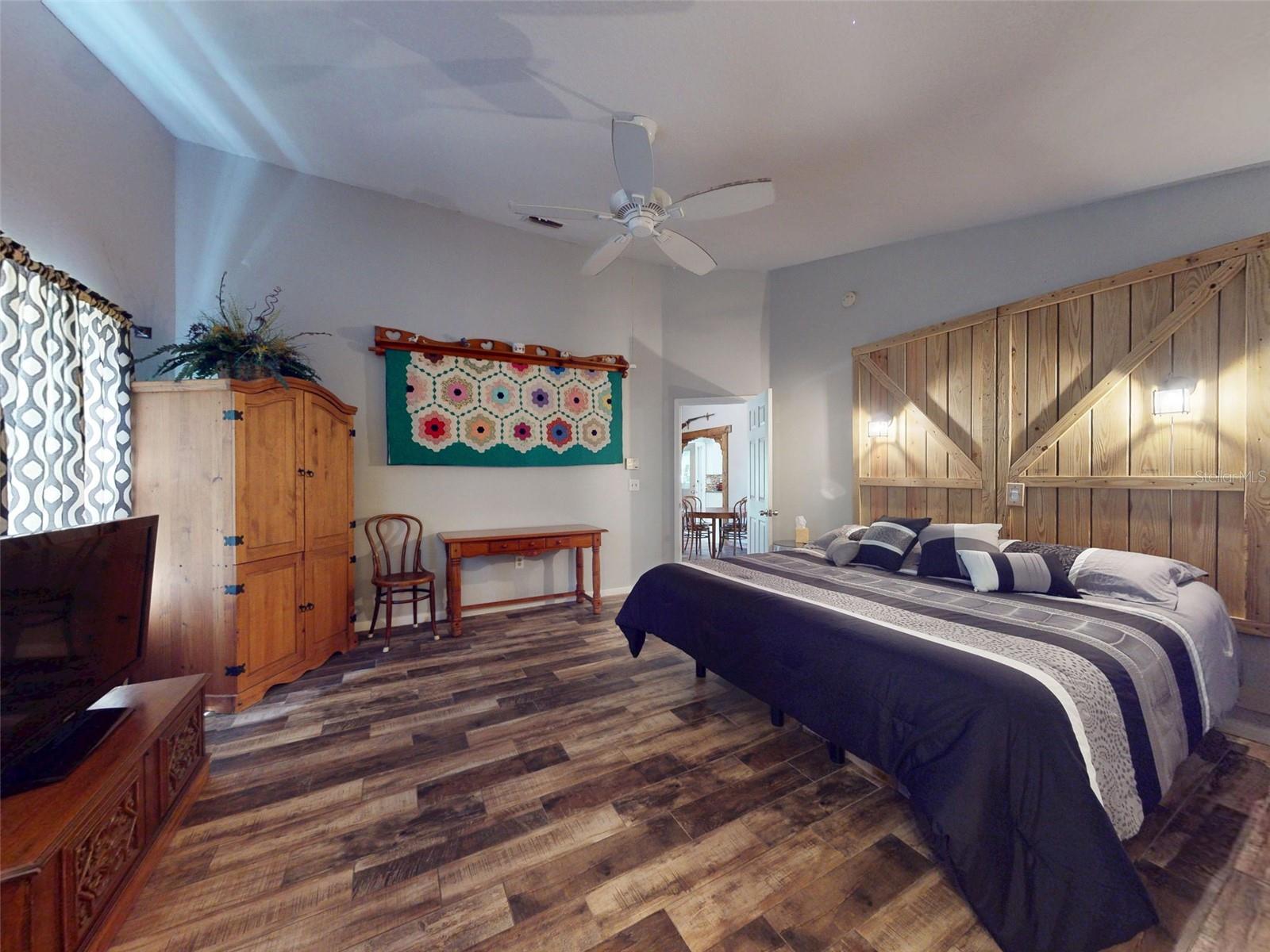 Image 29 of 100 For 3851 Thistlewood Way