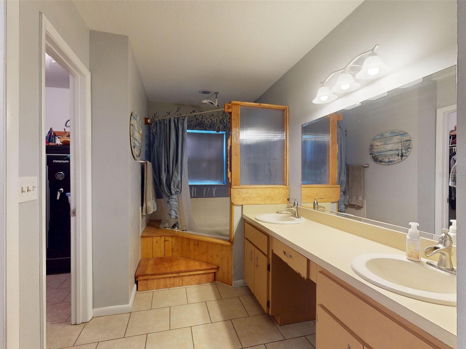 Image 30 of 100 For 3851 Thistlewood Way