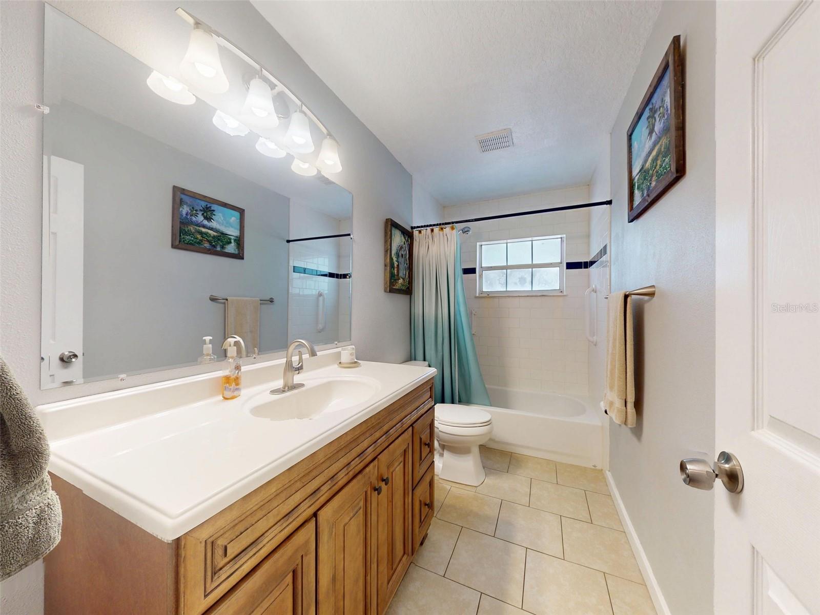 Image 39 of 100 For 3851 Thistlewood Way