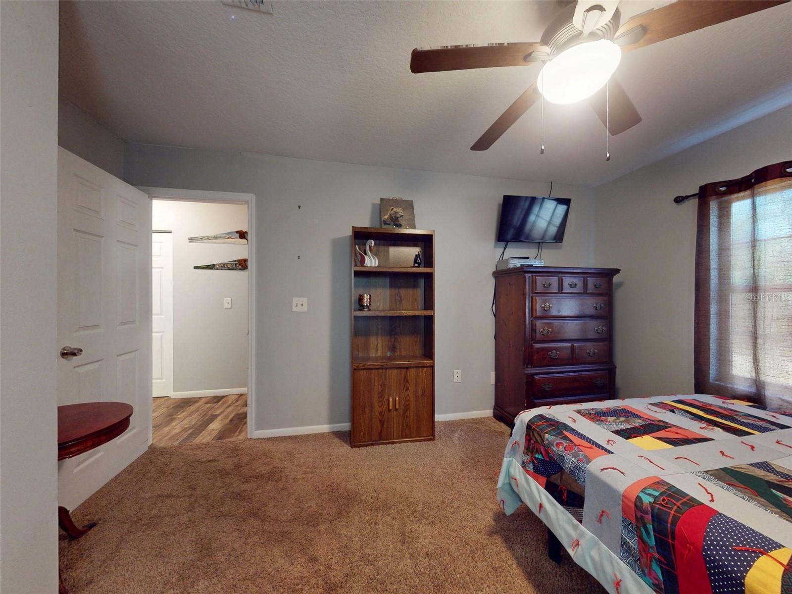 Image 44 of 100 For 3851 Thistlewood Way