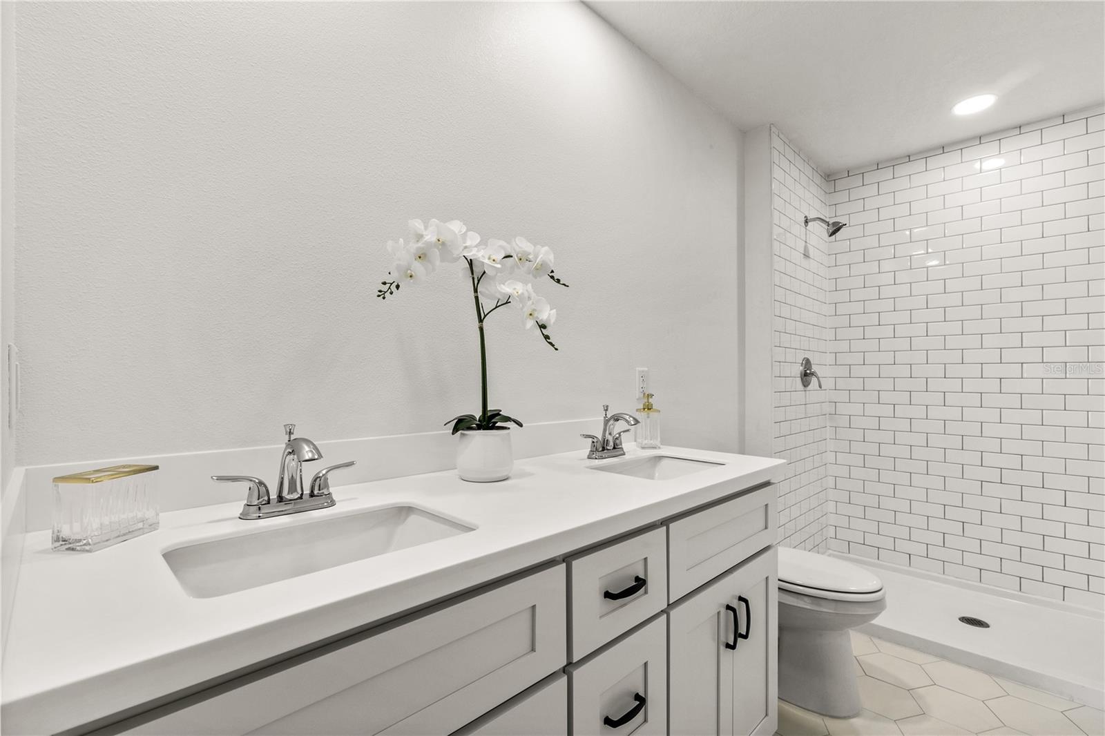 Image 18 of 28 For 652 Liberty Avenue