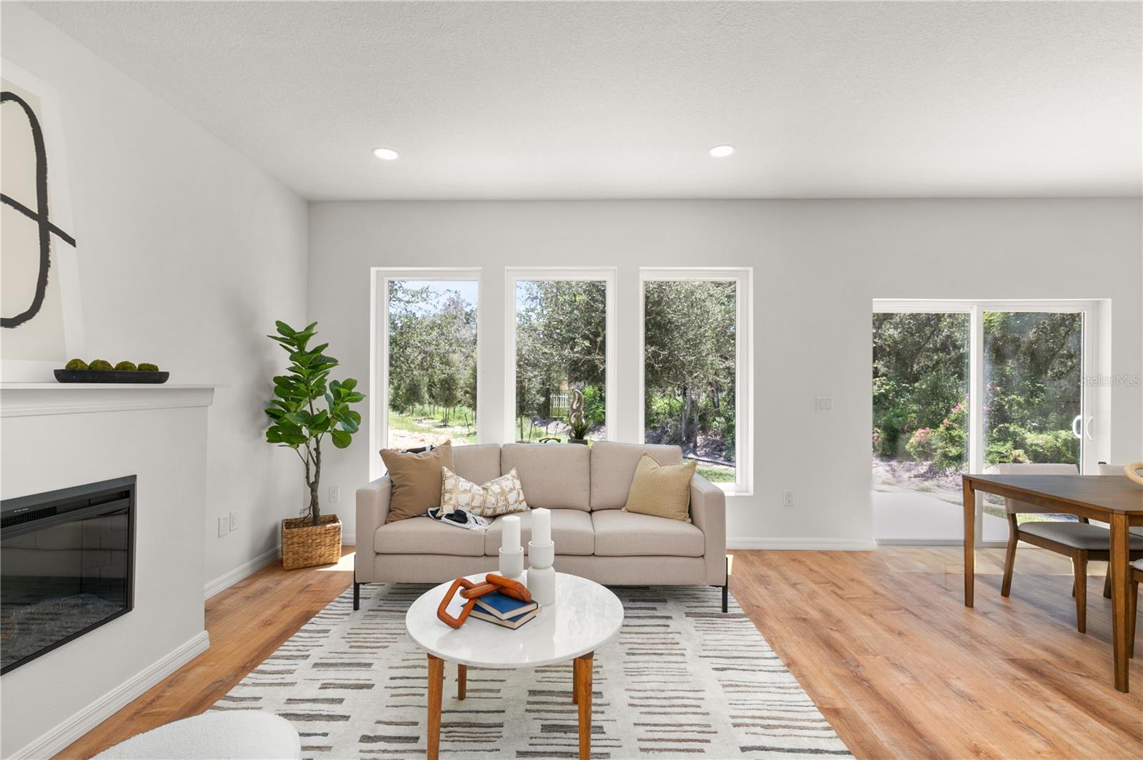 Image 6 of 28 For 652 Liberty Avenue