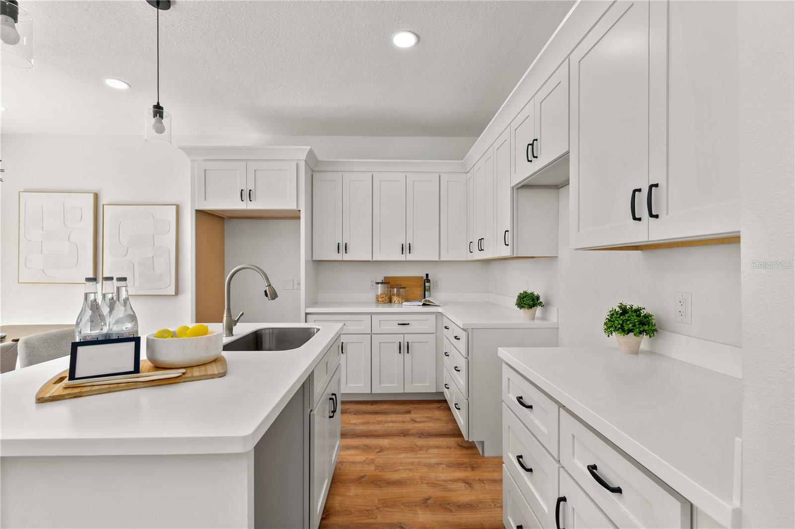 Image 8 of 28 For 652 Liberty Avenue