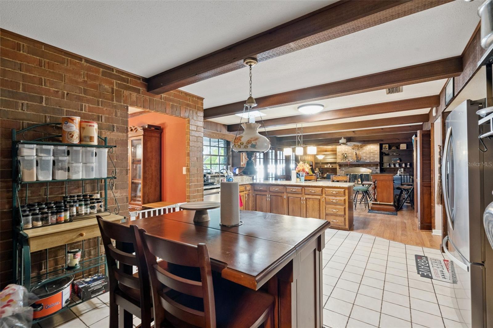 Image 17 of 55 For 5545 Oak Lane