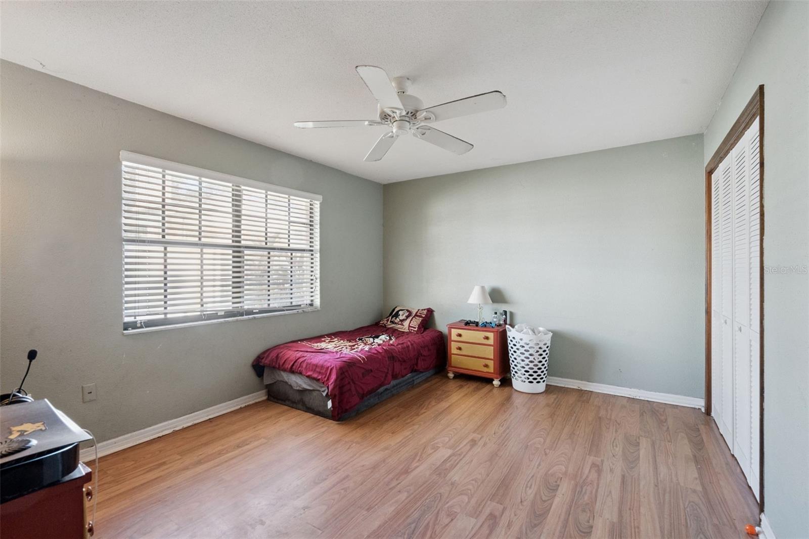 Image 32 of 55 For 5545 Oak Lane