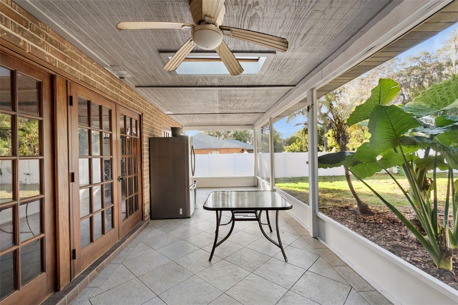 Image 41 of 55 For 5545 Oak Lane