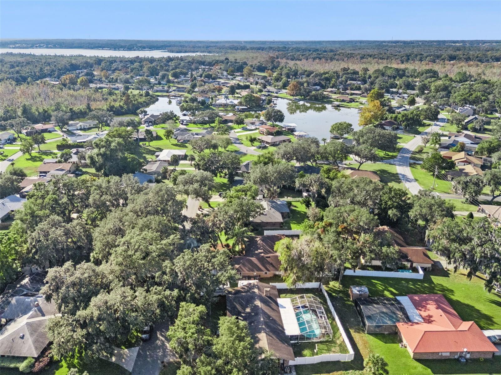 Image 47 of 55 For 5545 Oak Lane