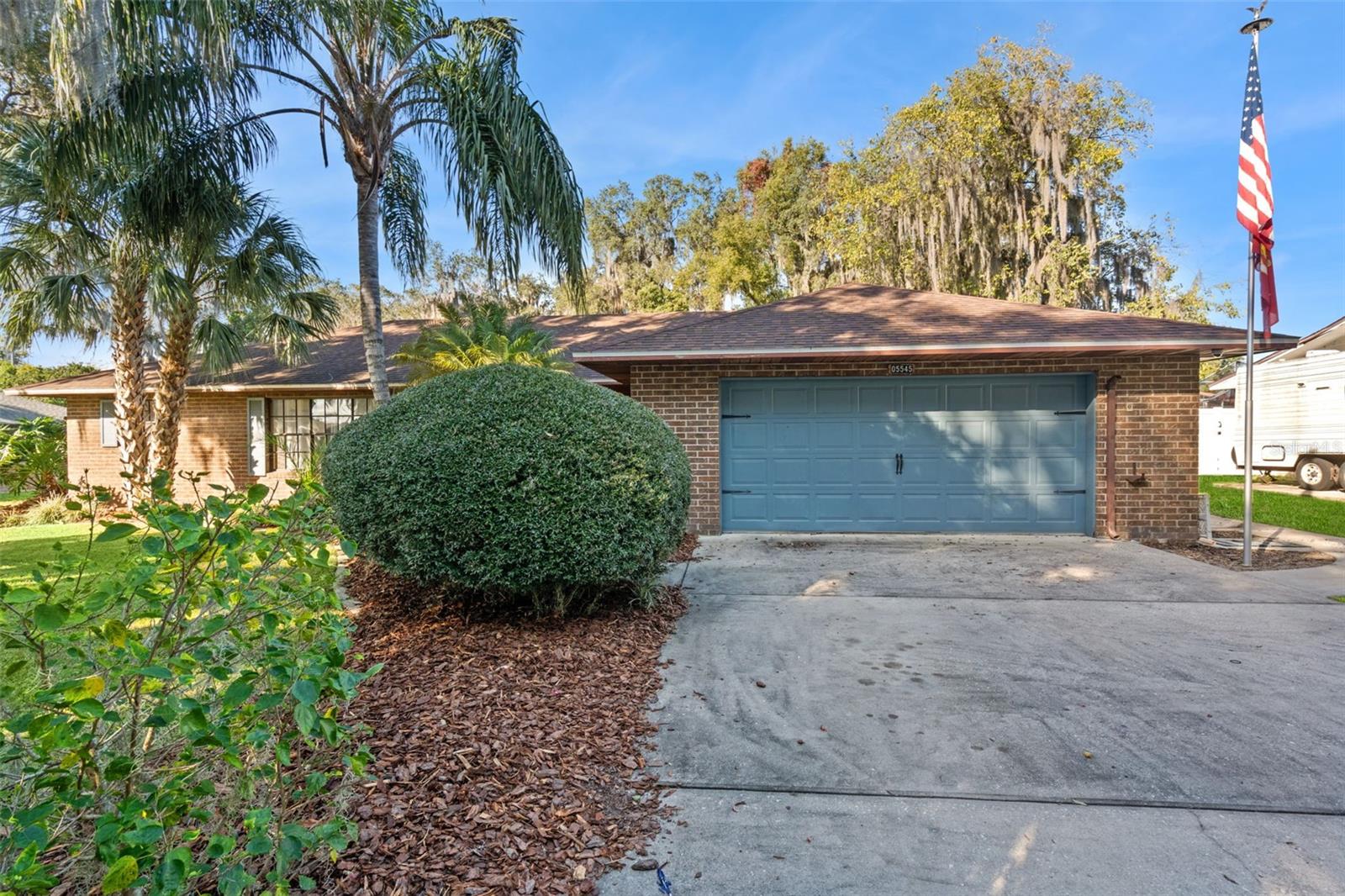 Image 9 of 55 For 5545 Oak Lane