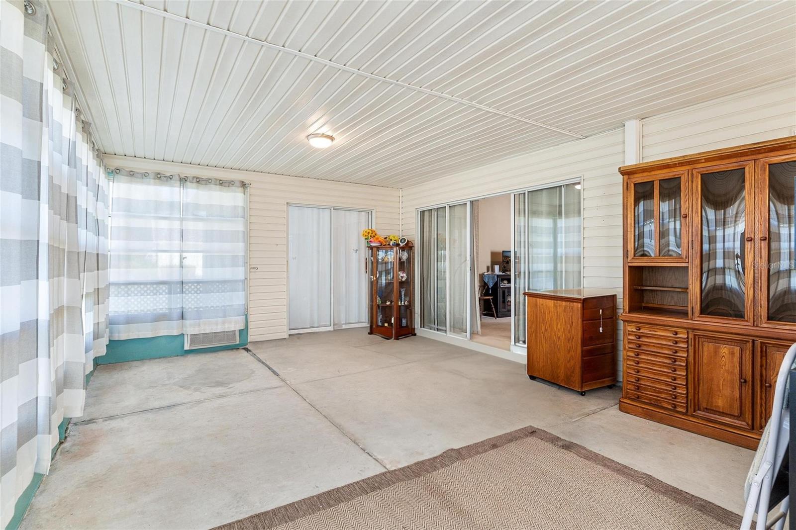 Image 26 of 41 For 32819 Timberwood Drive