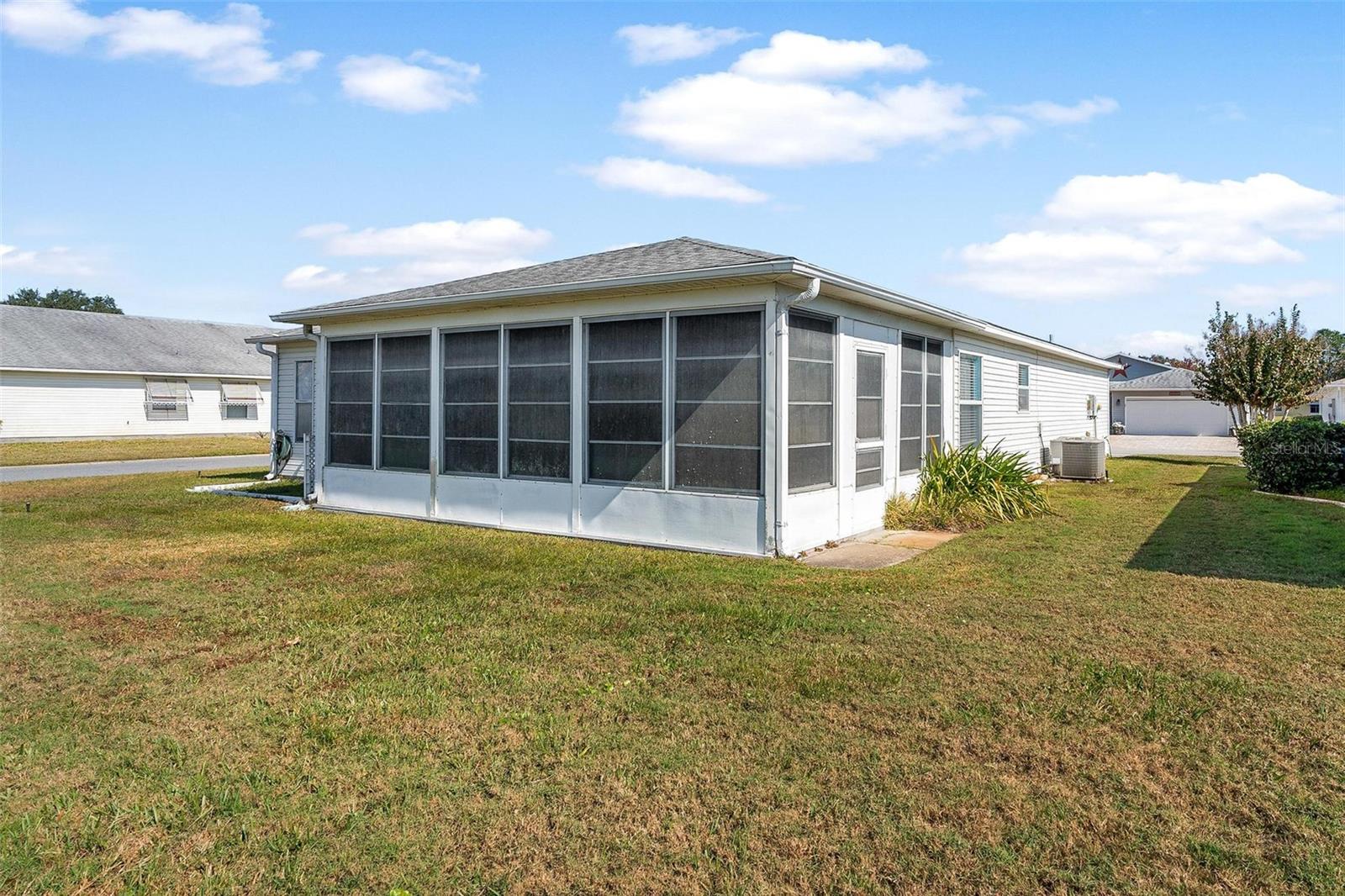 Image 30 of 41 For 32819 Timberwood Drive