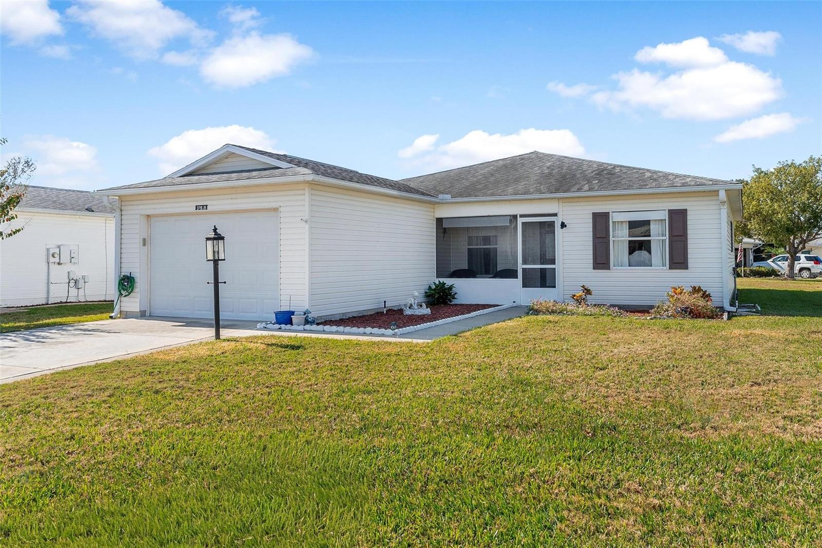 Image 4 of 41 For 32819 Timberwood Drive