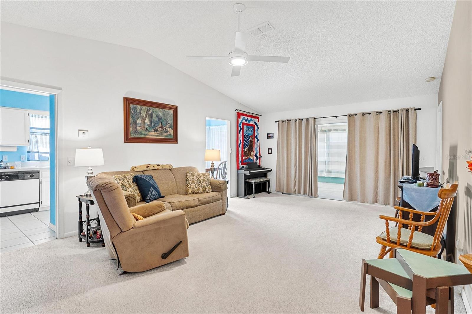 Image 9 of 41 For 32819 Timberwood Drive