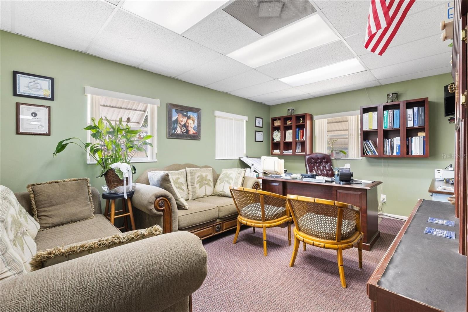 Image 10 of 34 For 609 Old Wire Road