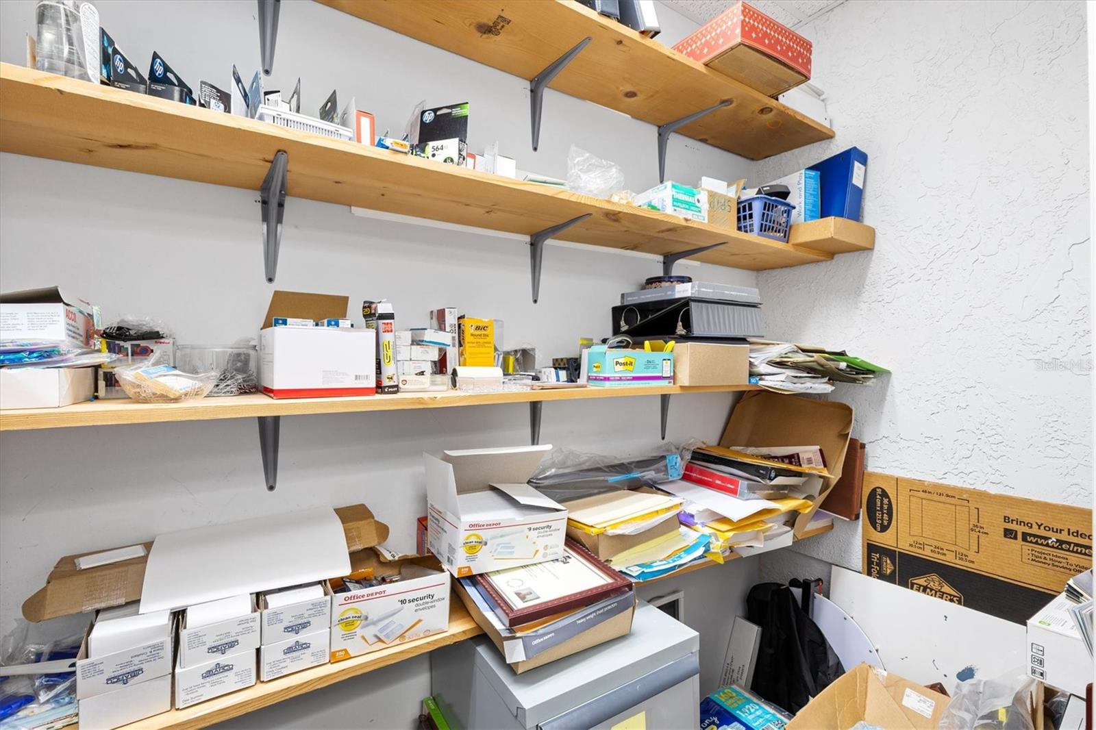 Image 15 of 34 For 609 Old Wire Road