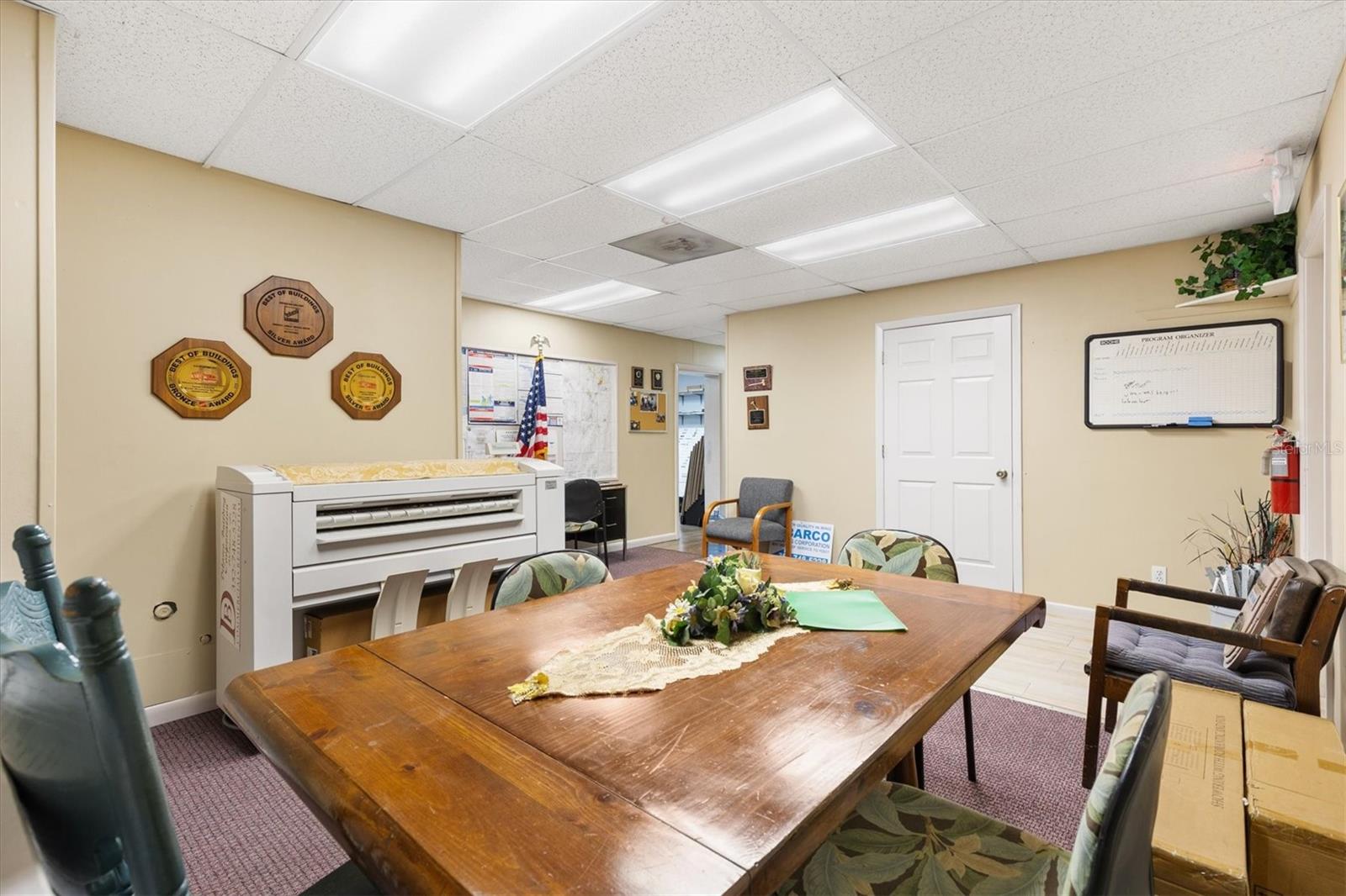 Image 18 of 34 For 609 Old Wire Road