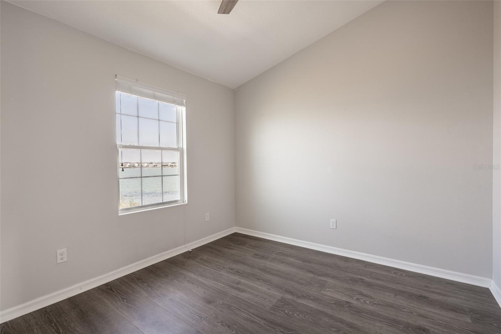 Image 27 of 58 For 509 Juniper Springs Drive