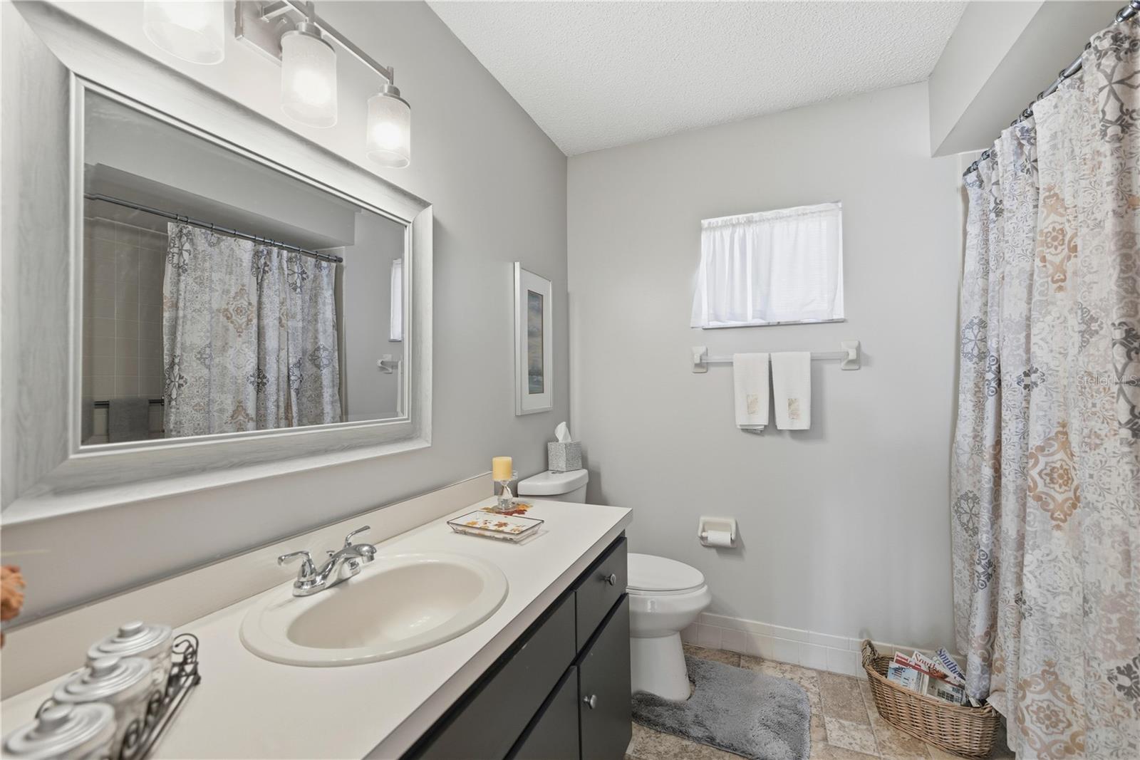 Image 17 of 34 For 10599 178th Street