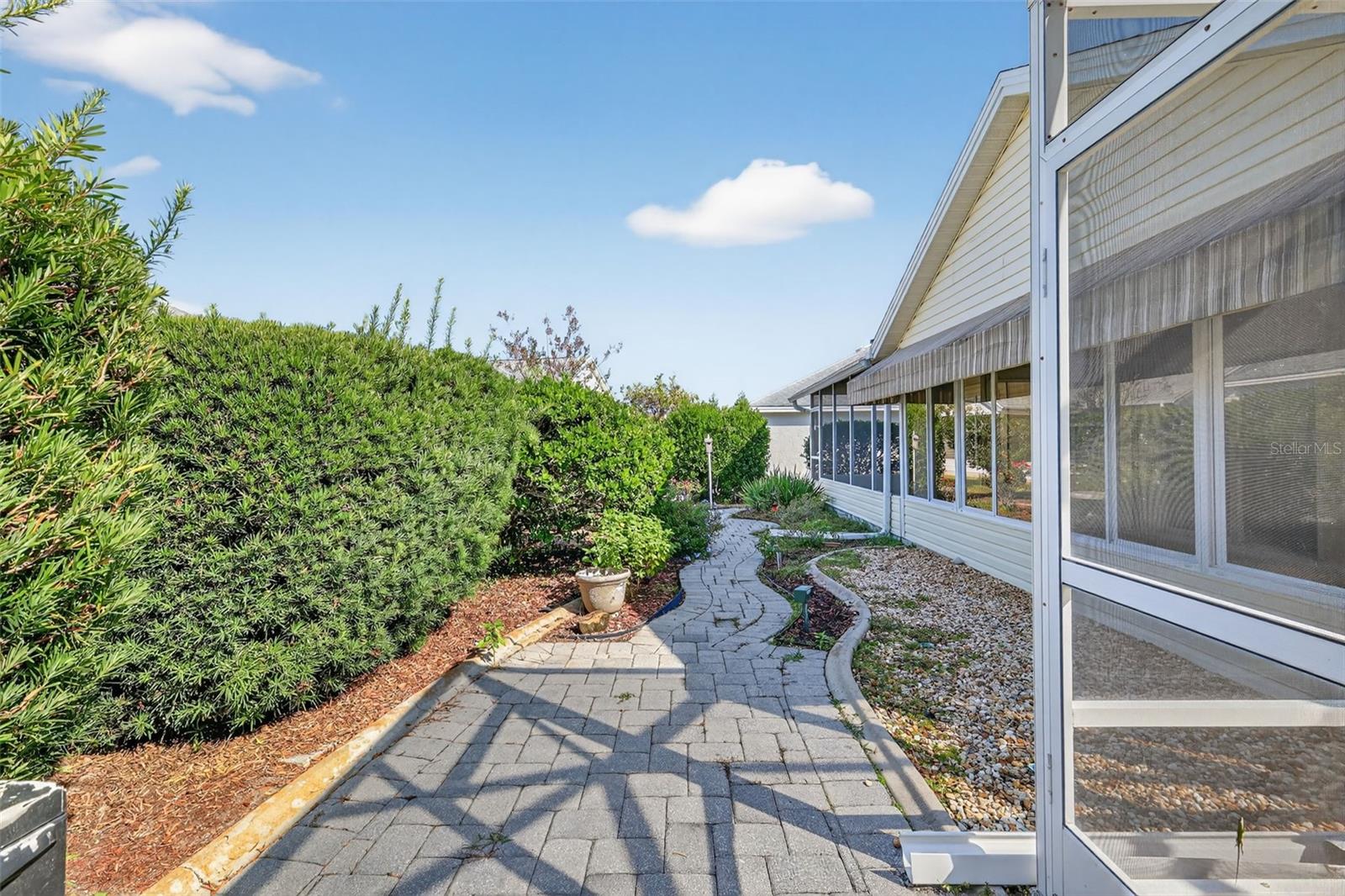 Image 15 of 20 For 2117 Zaragoza Place