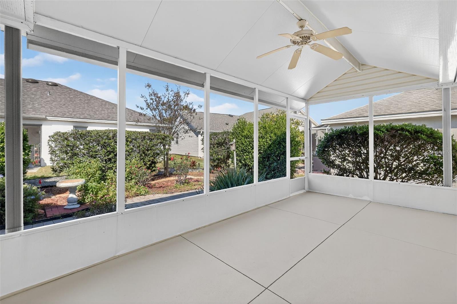 Image 18 of 20 For 2117 Zaragoza Place