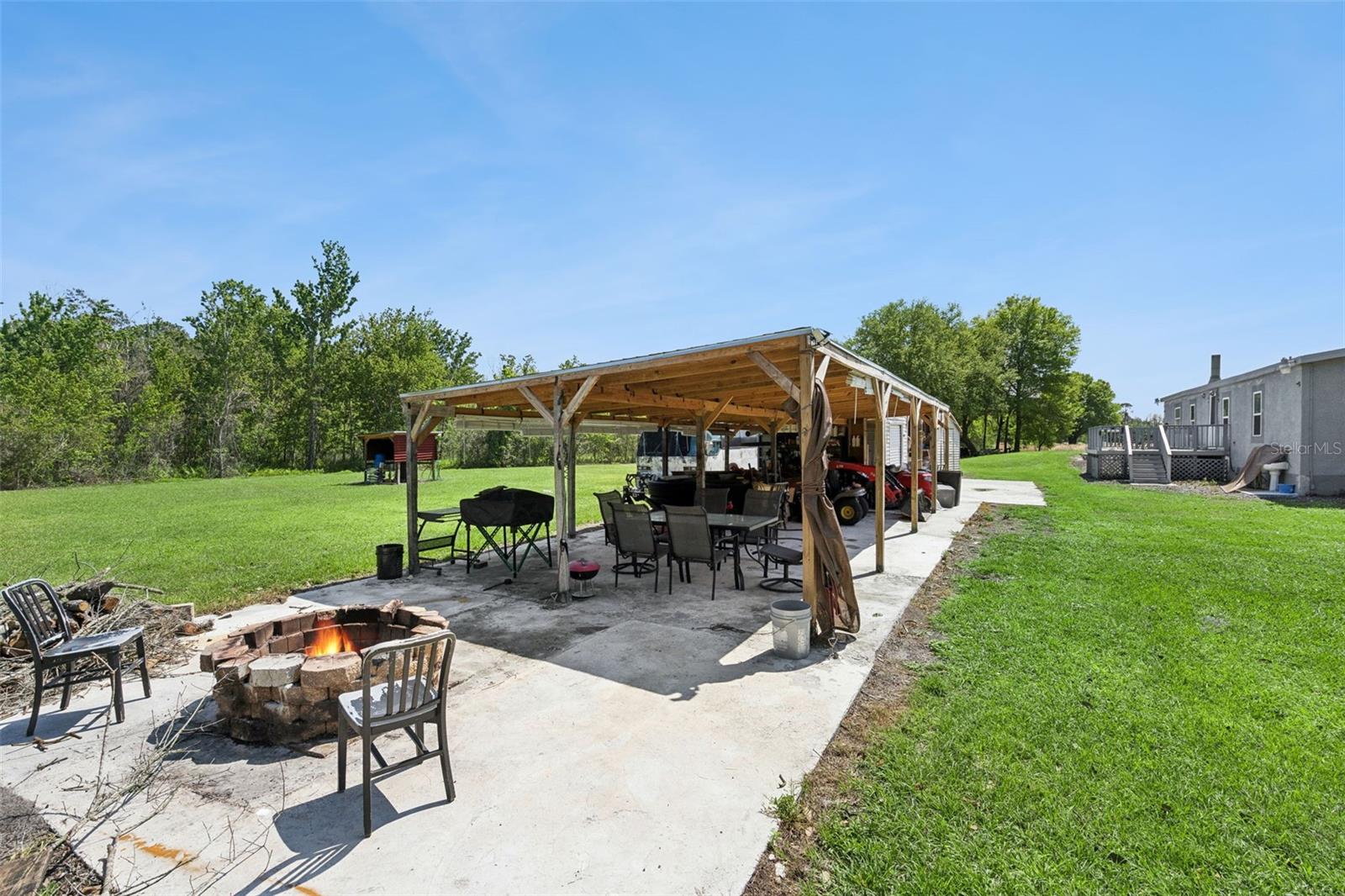 Image 24 of 37 For 2051 Trail Cut Road