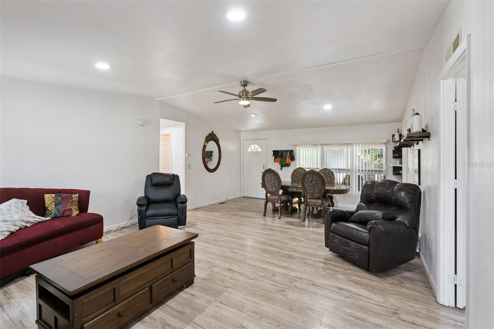 Image 4 of 37 For 2051 Trail Cut Road