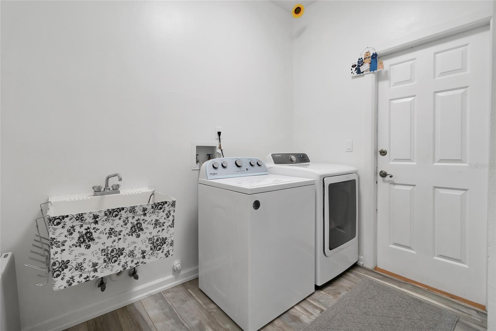 Image 38 of 69 For 33025 Lake Bend Circle