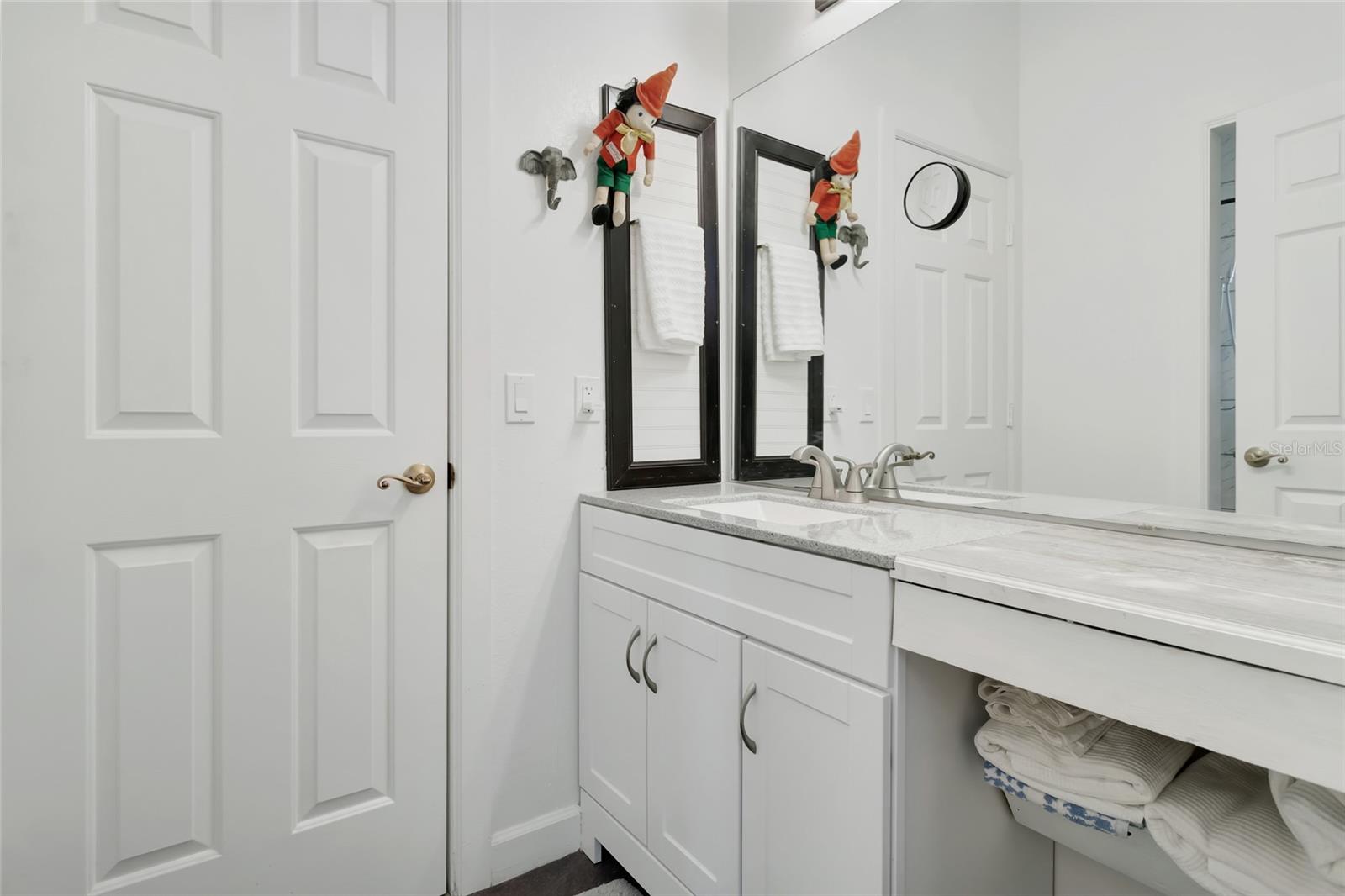 Image 45 of 69 For 33025 Lake Bend Circle