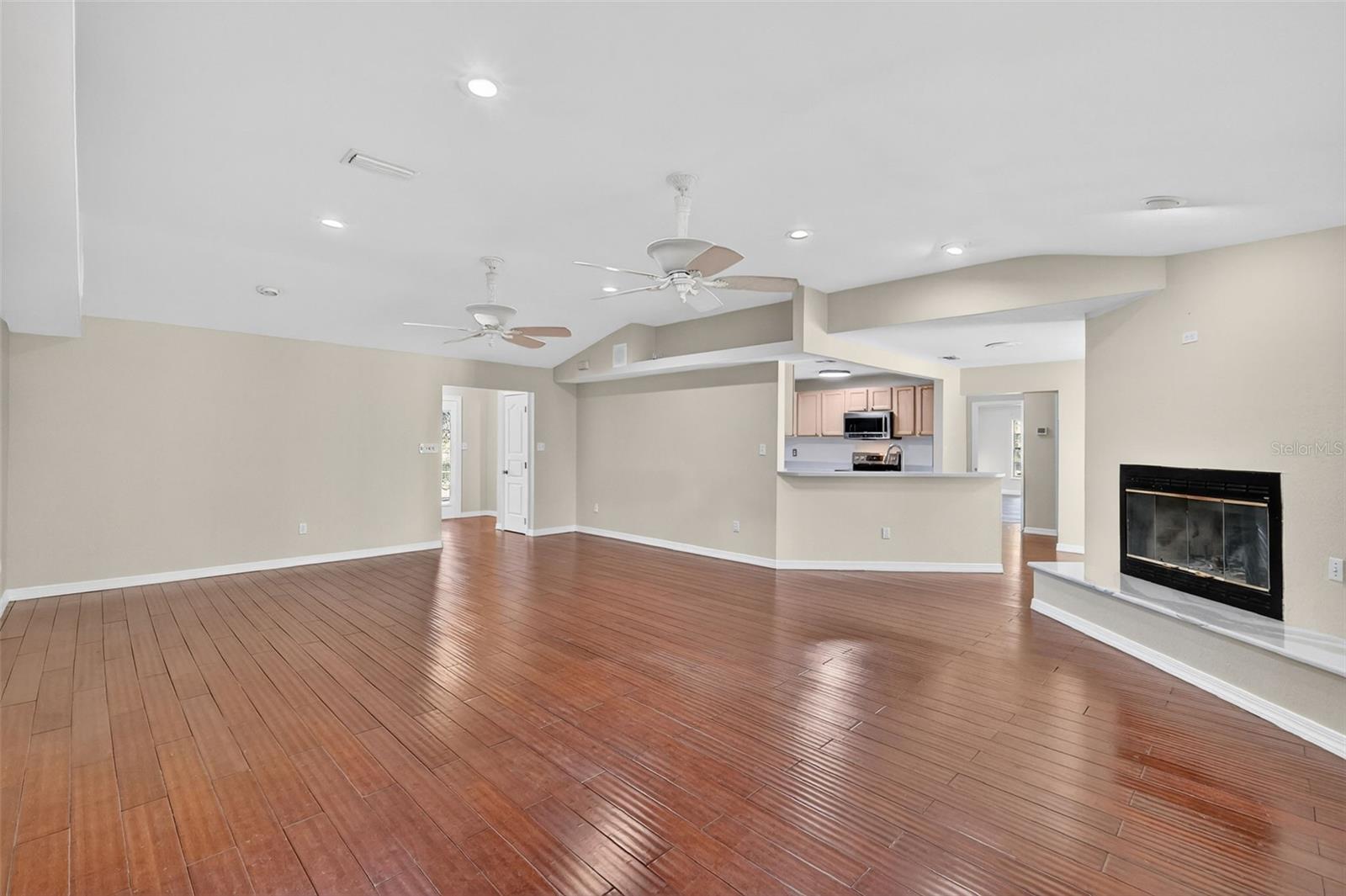 Image 17 of 61 For 13705 25th Avenue