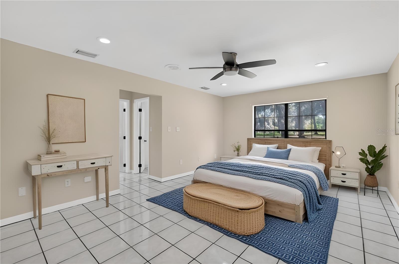 Image 22 of 61 For 13705 25th Avenue