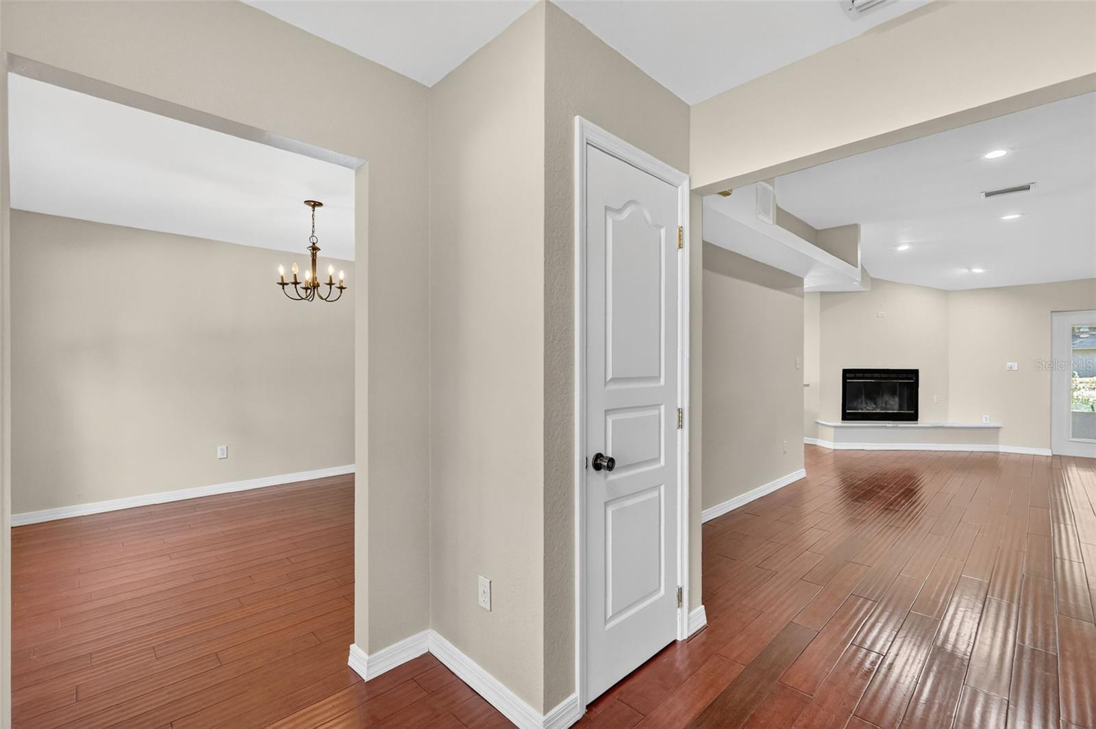 Image 5 of 61 For 13705 25th Avenue