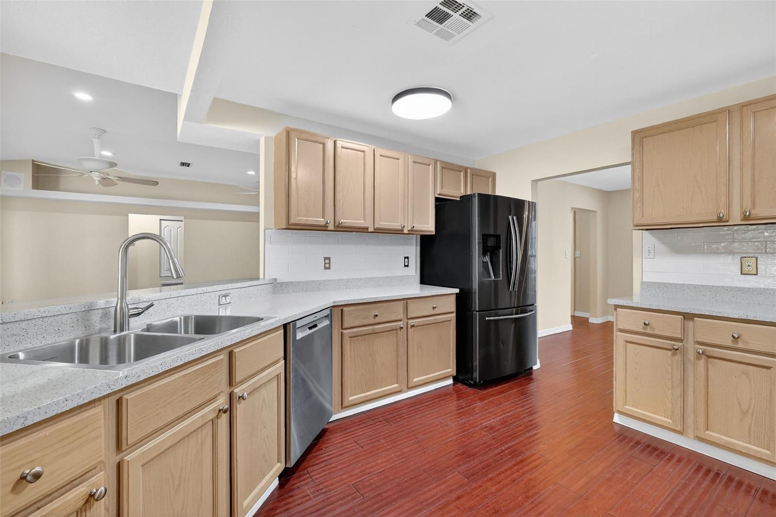 Image 7 of 61 For 13705 25th Avenue