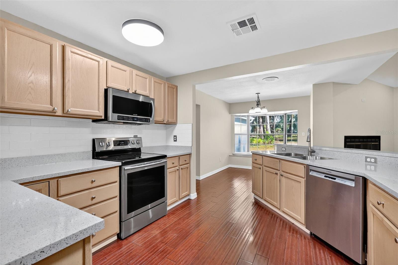 Image 9 of 61 For 13705 25th Avenue