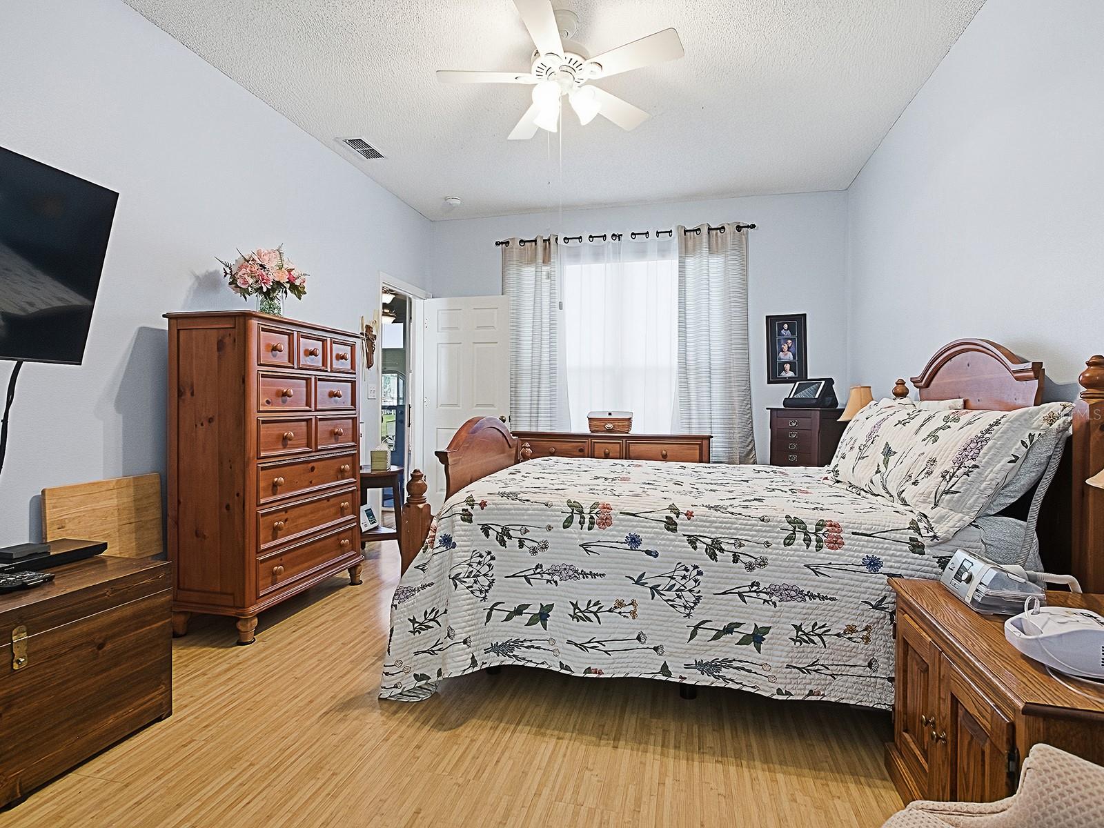 Image 19 of 48 For 353 Grand Vista Trail