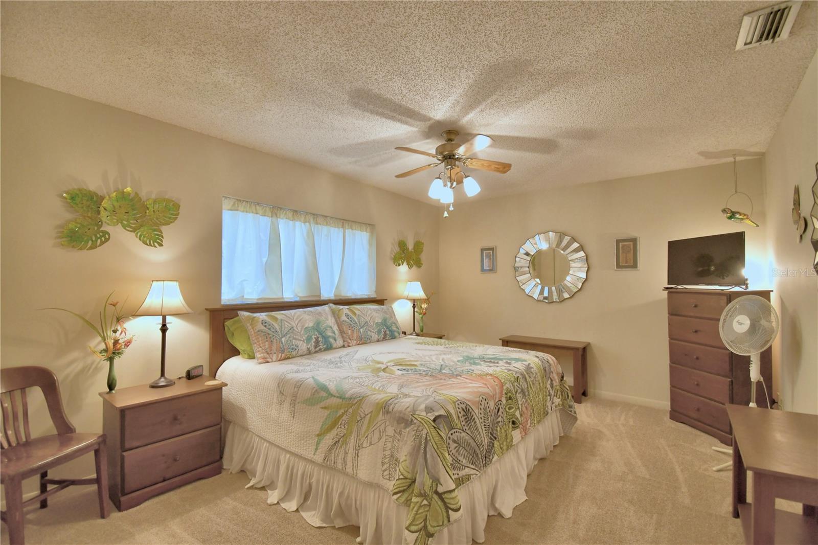 Image 15 of 74 For 329 El Dorado