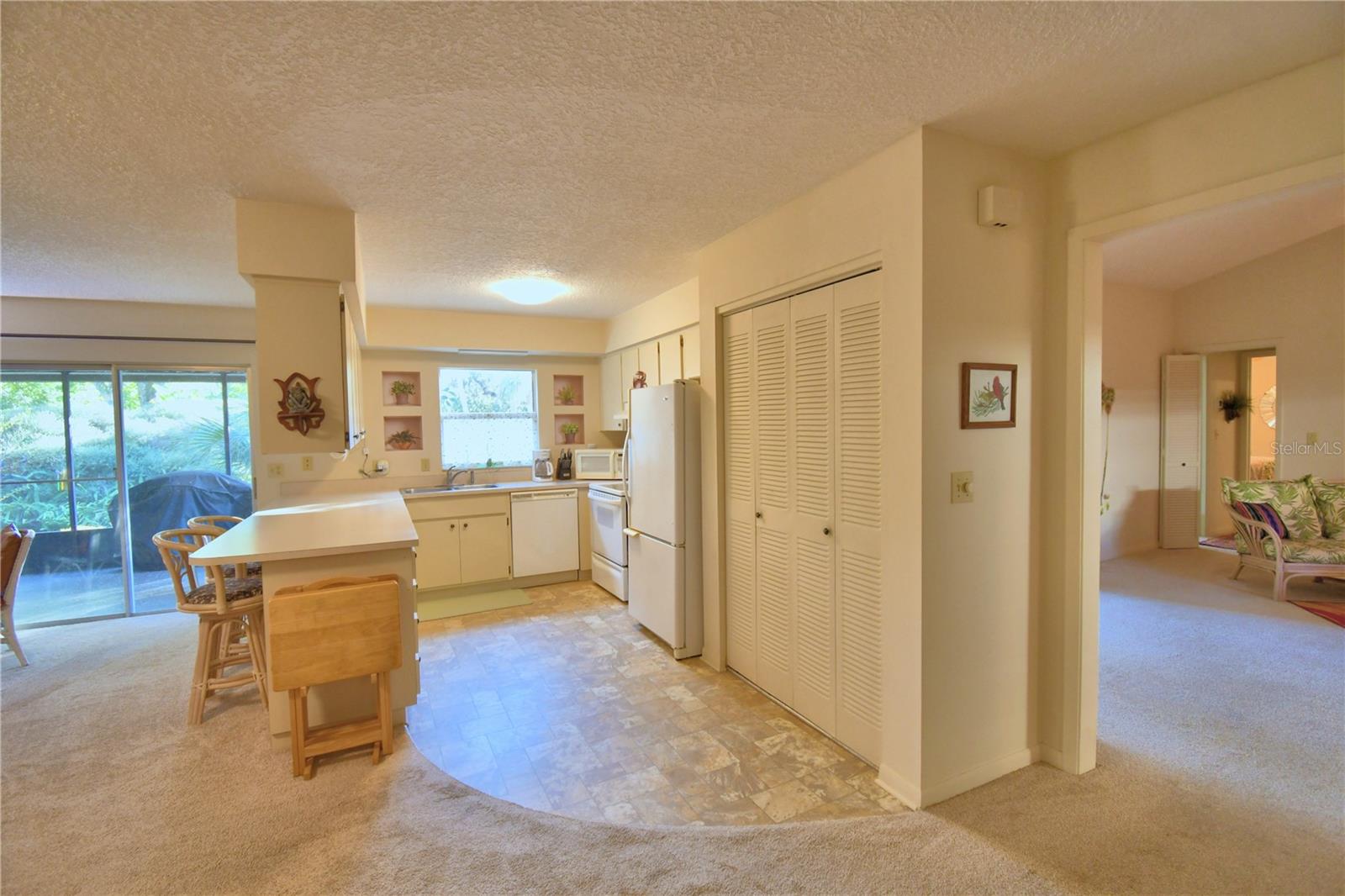 Image 25 of 74 For 329 El Dorado