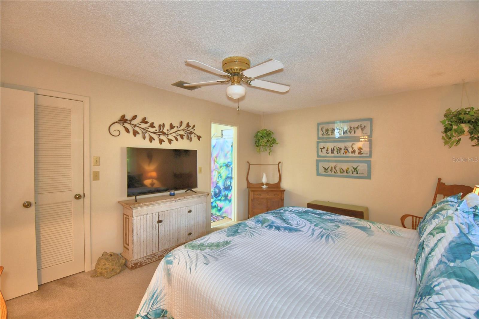 Image 36 of 74 For 329 El Dorado