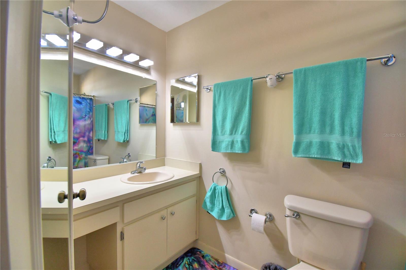 Image 39 of 74 For 329 El Dorado