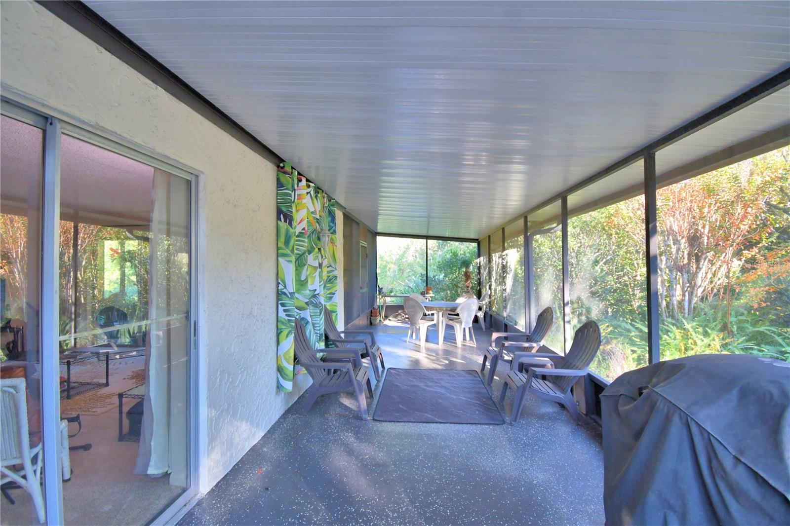 Image 57 of 74 For 329 El Dorado